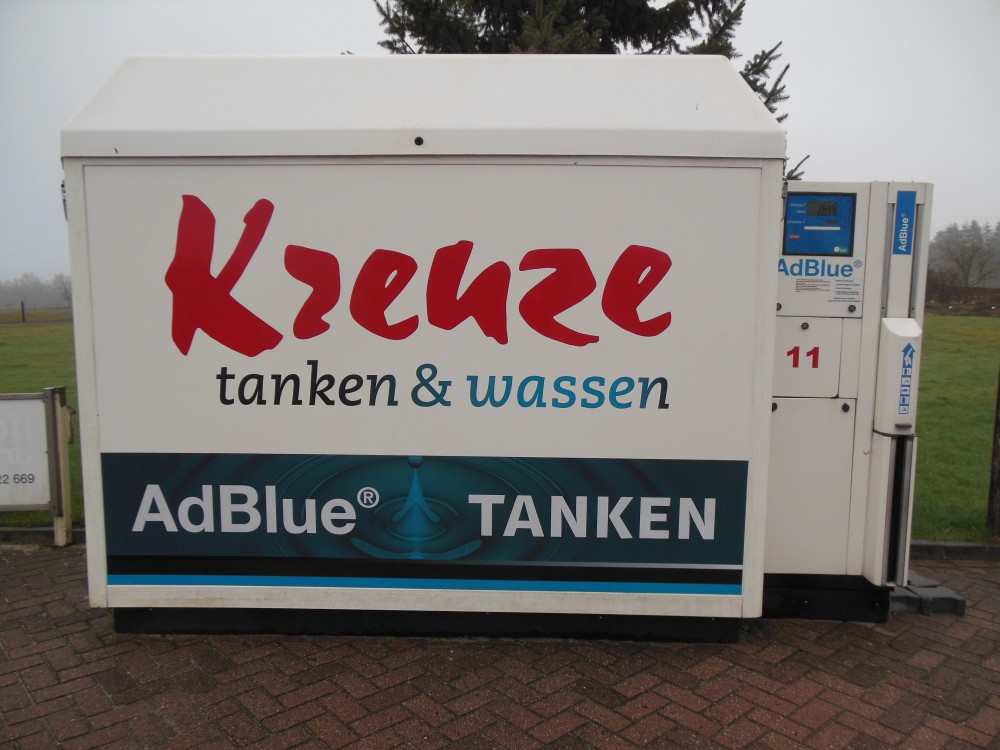 Adblue tanken bij het tankstation